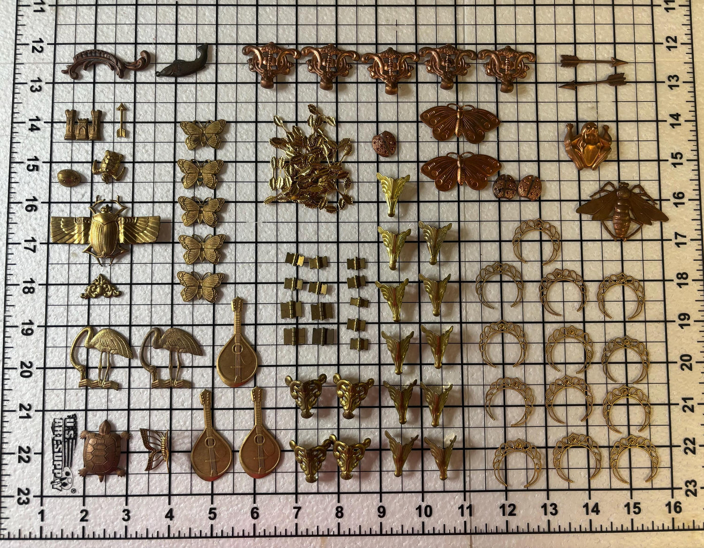 Mixed Lot of Brass Findings