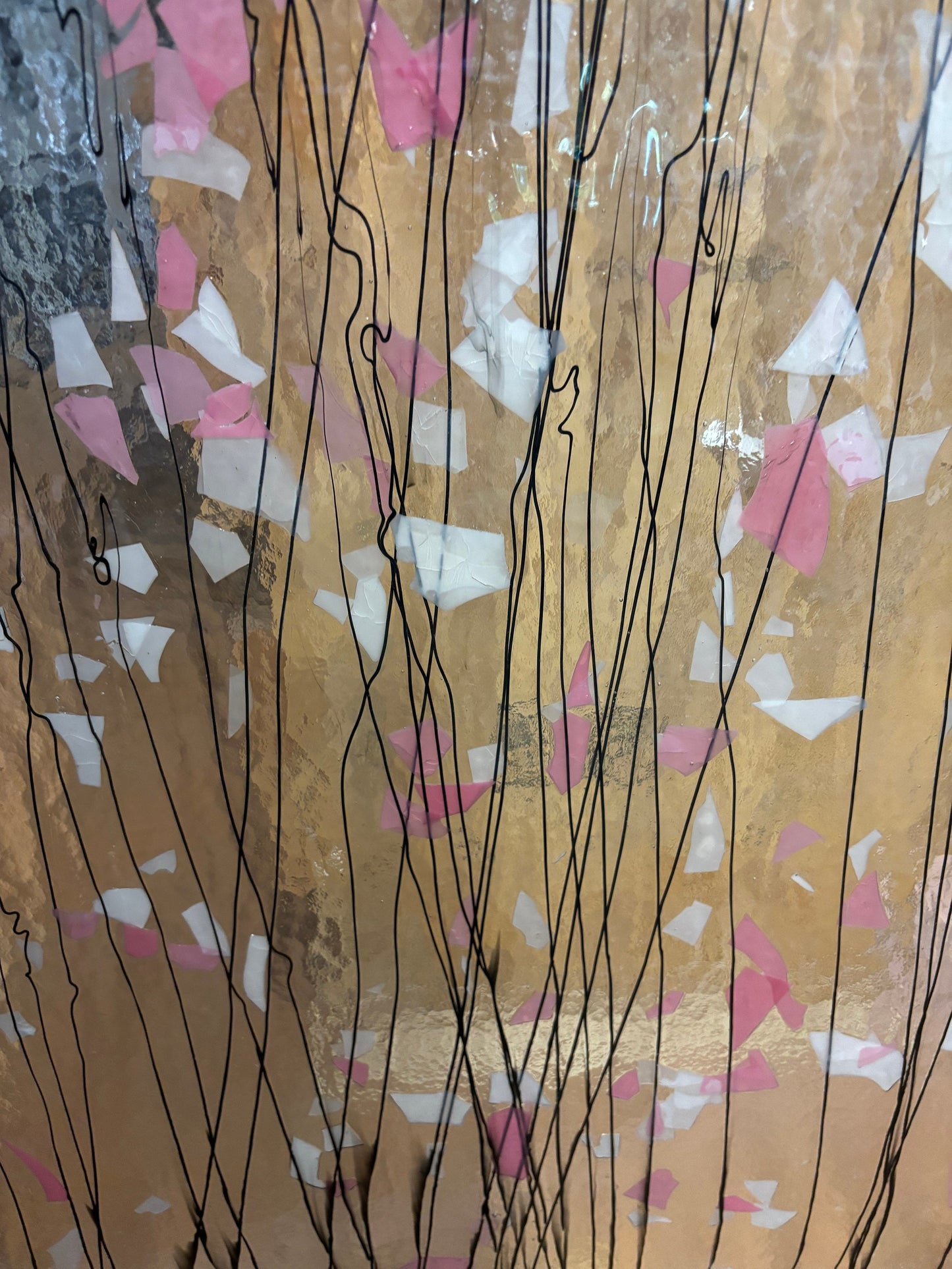 10" x 10" - Pink and White Fractures on Clear w/Black Streamers (B 4121-00)