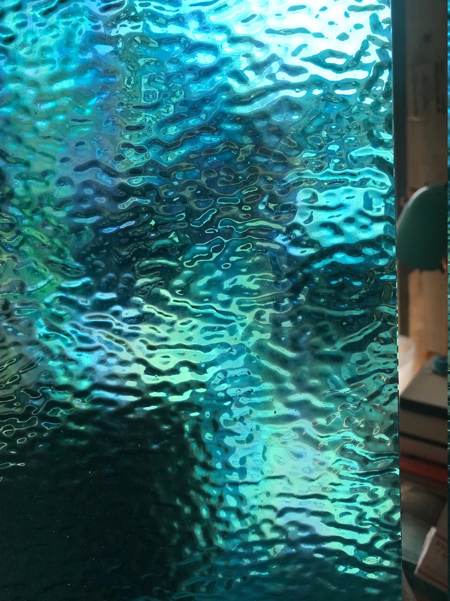 8" x 6" - Ice Blue Ripple Iridized (Wissmach 158 RIPR)