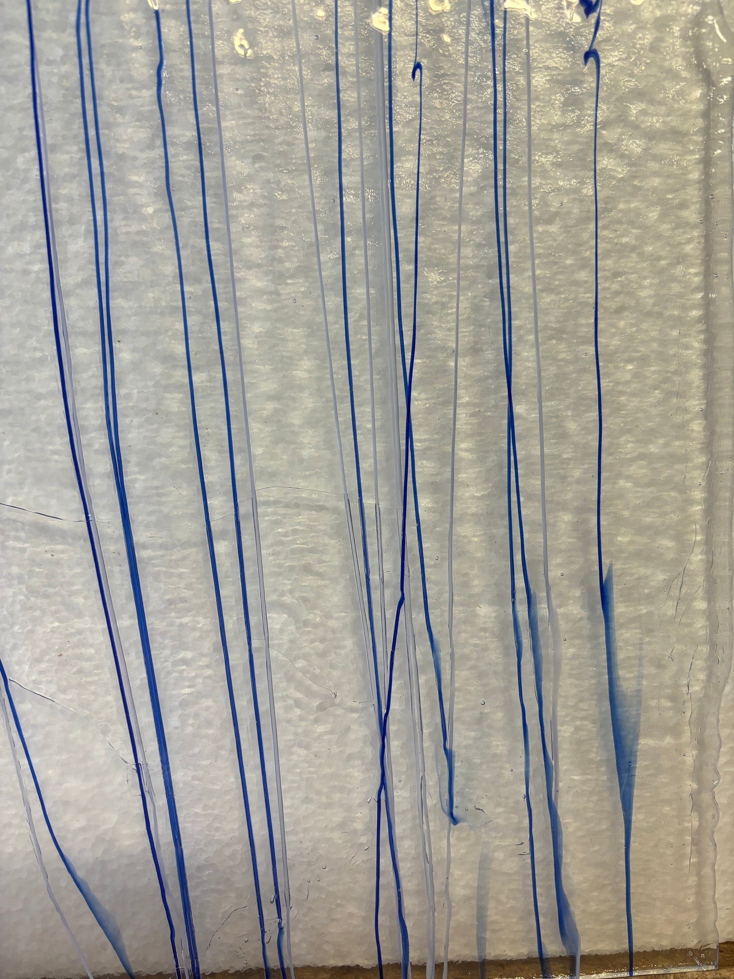 5" x 10"  - Clear with  Blue and White Streamers  (4172-0000)